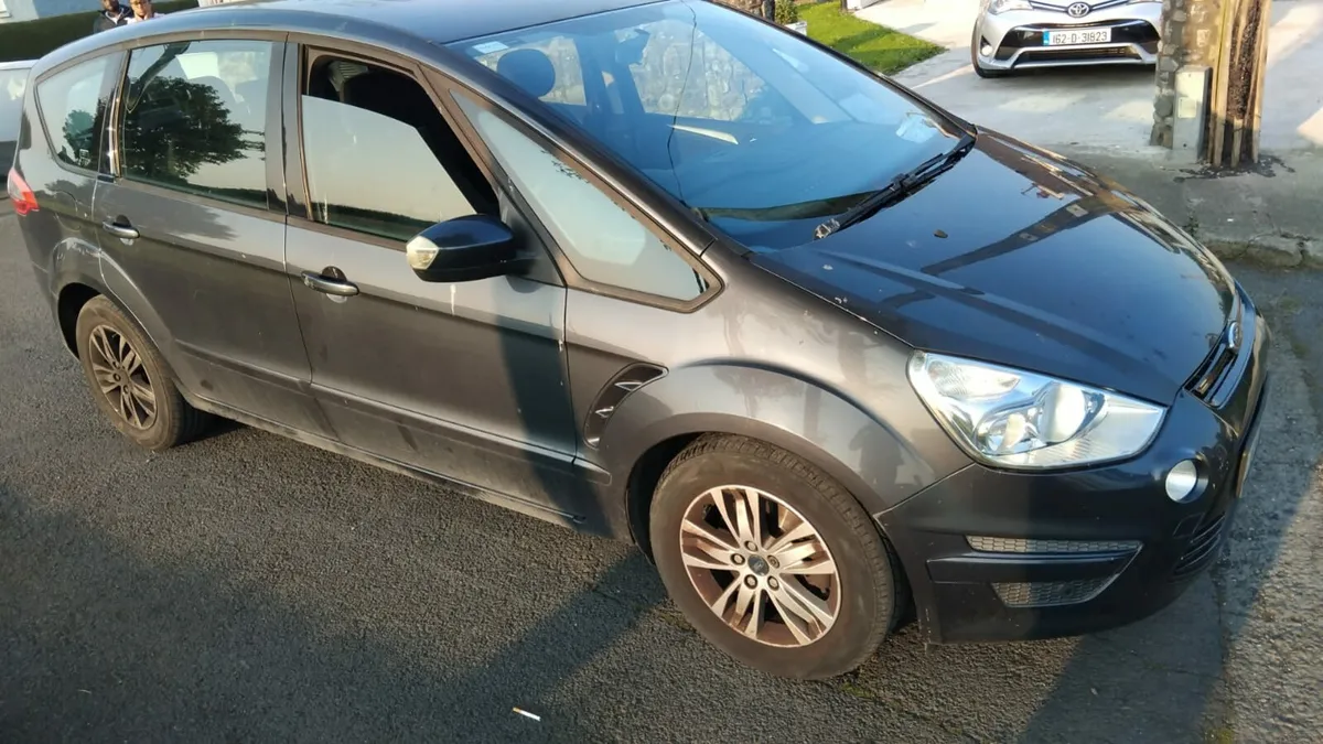 2010 ford smax 2.0 diesel automatic - Image 1