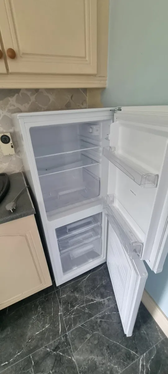 fridge freezer for sale - Image 1