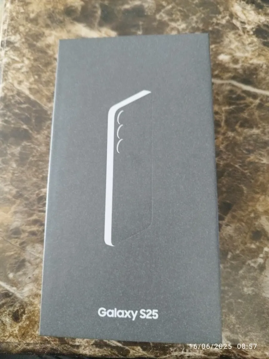 New Samsung galaxy s25 - Image 2