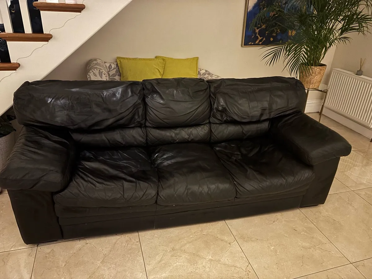 Black leather couches - Image 1