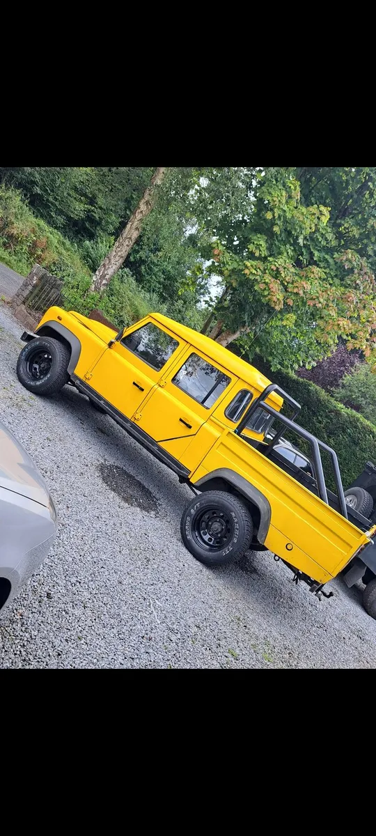 Landrover defender 130 - Image 1