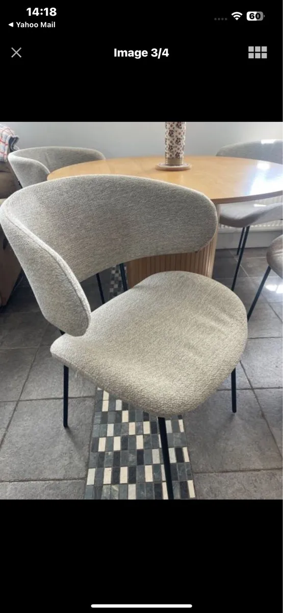 Dining room table and chairs - Image 3