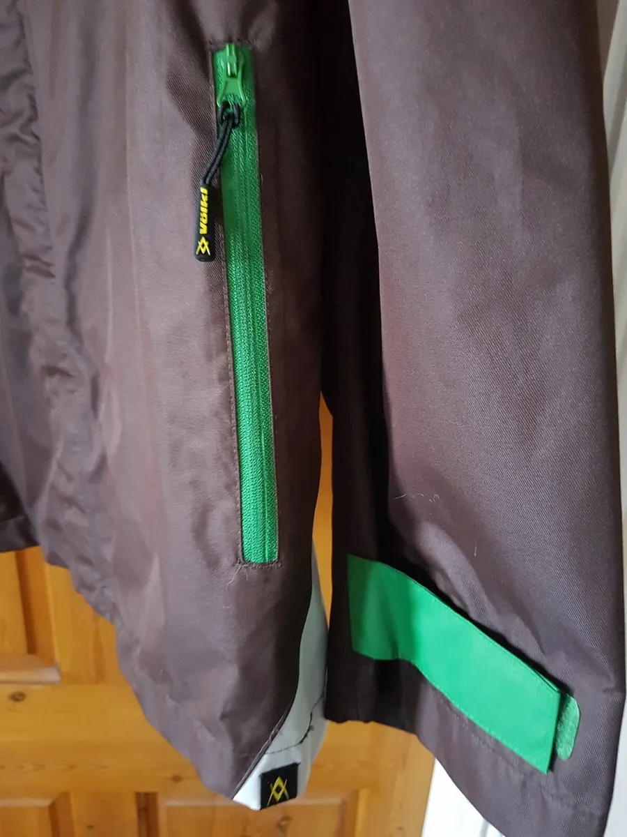 Volkl Ski or Tennis Jacket L - Image 4