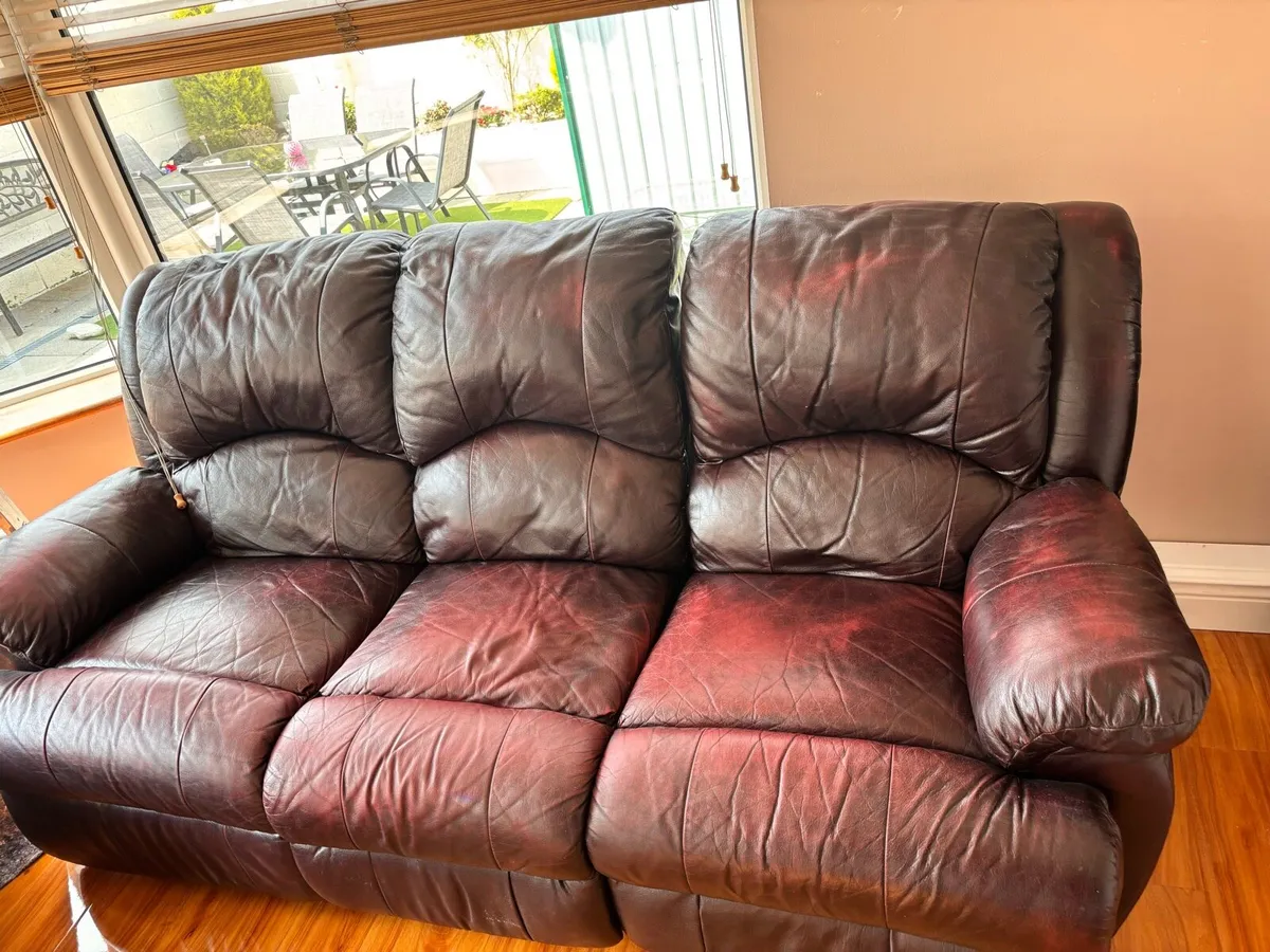 3-1-1 leather sofa for sale - Image 1