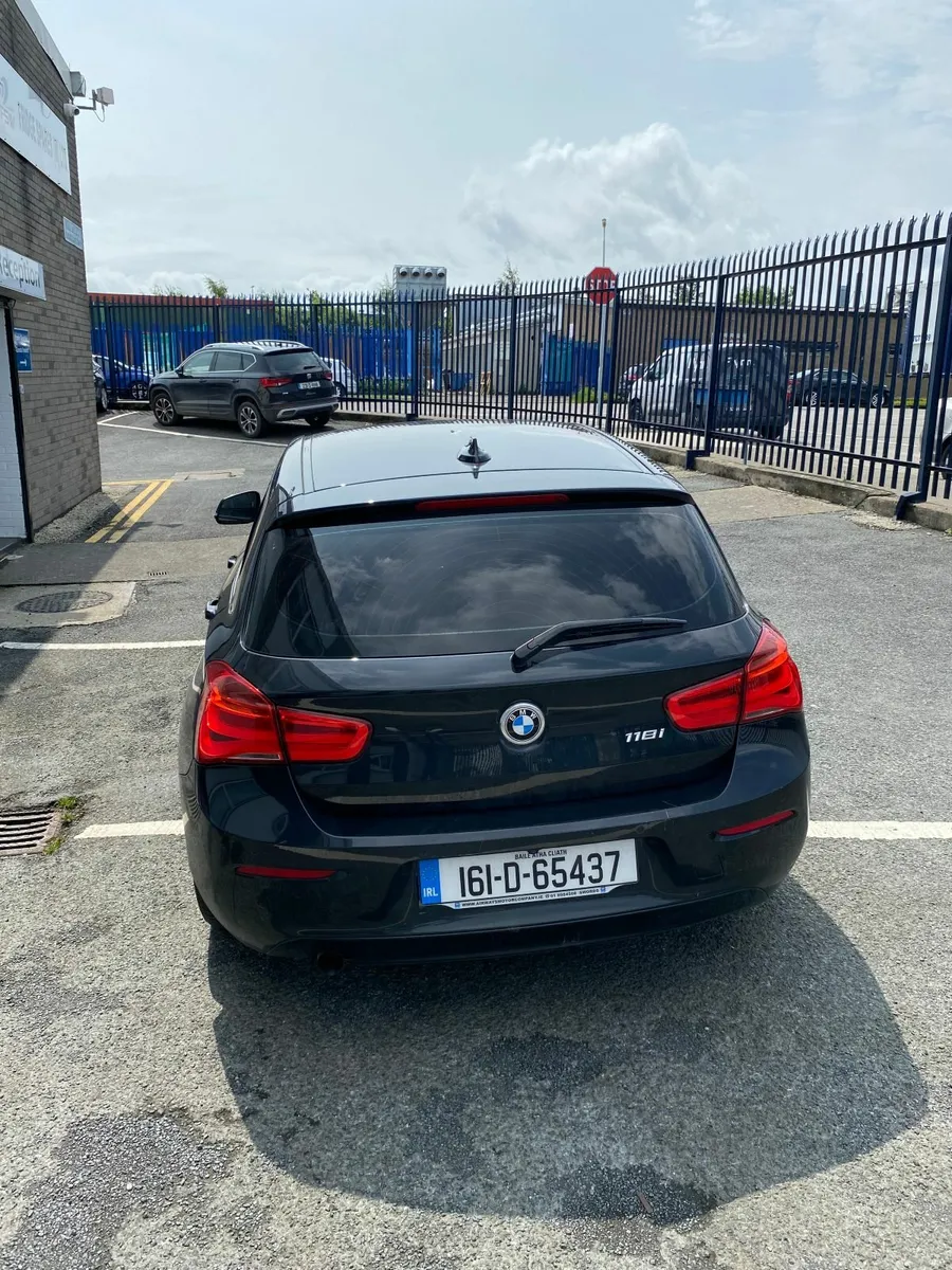 BMW 1-Series 2016 w/Carplay - Image 3