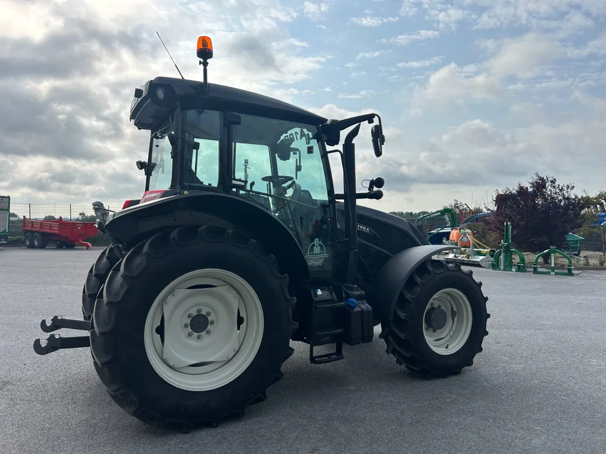 Valtra A105 Only 40 Hours - Image 3