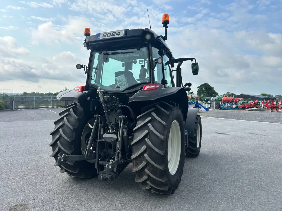 Valtra A105 Only 40 Hours - Image 4