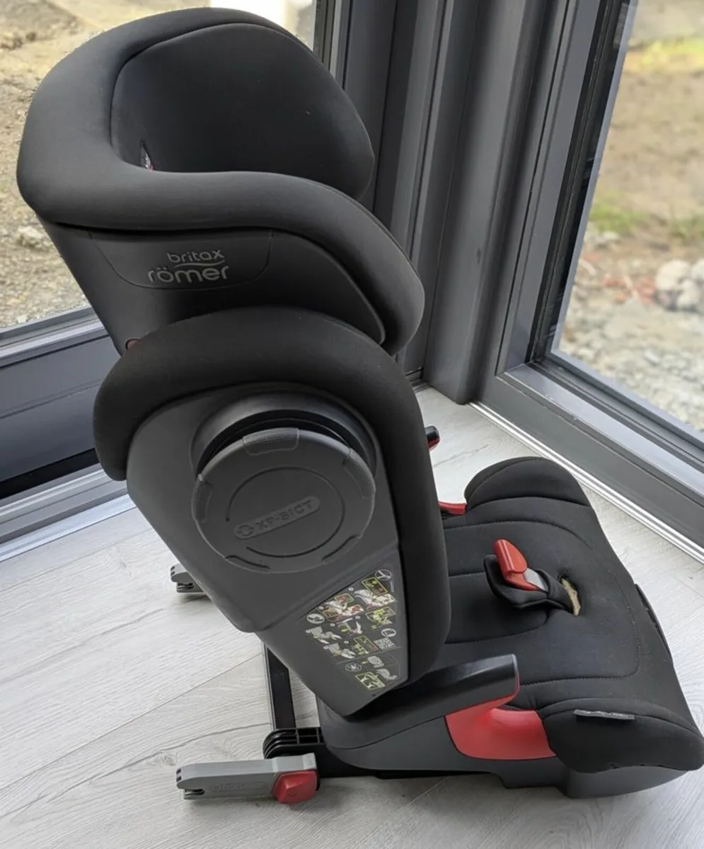 Britax Kidfix II XP High Back Booster Car Seat - Image 1