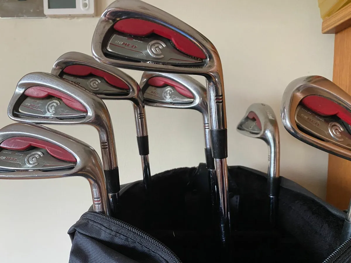 Golf Clubs (Cleveland Irons 4 - PW) - Image 1