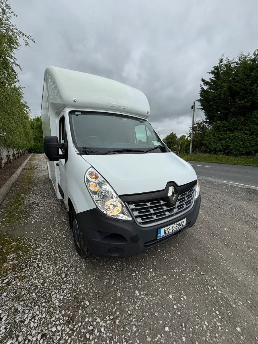 2018 Renault Master - Image 2