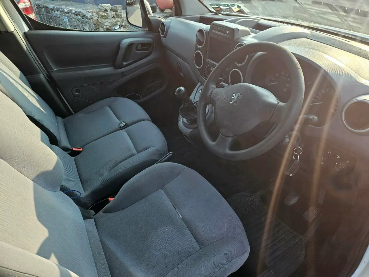 Peugeot partner 3 seater - Image 4