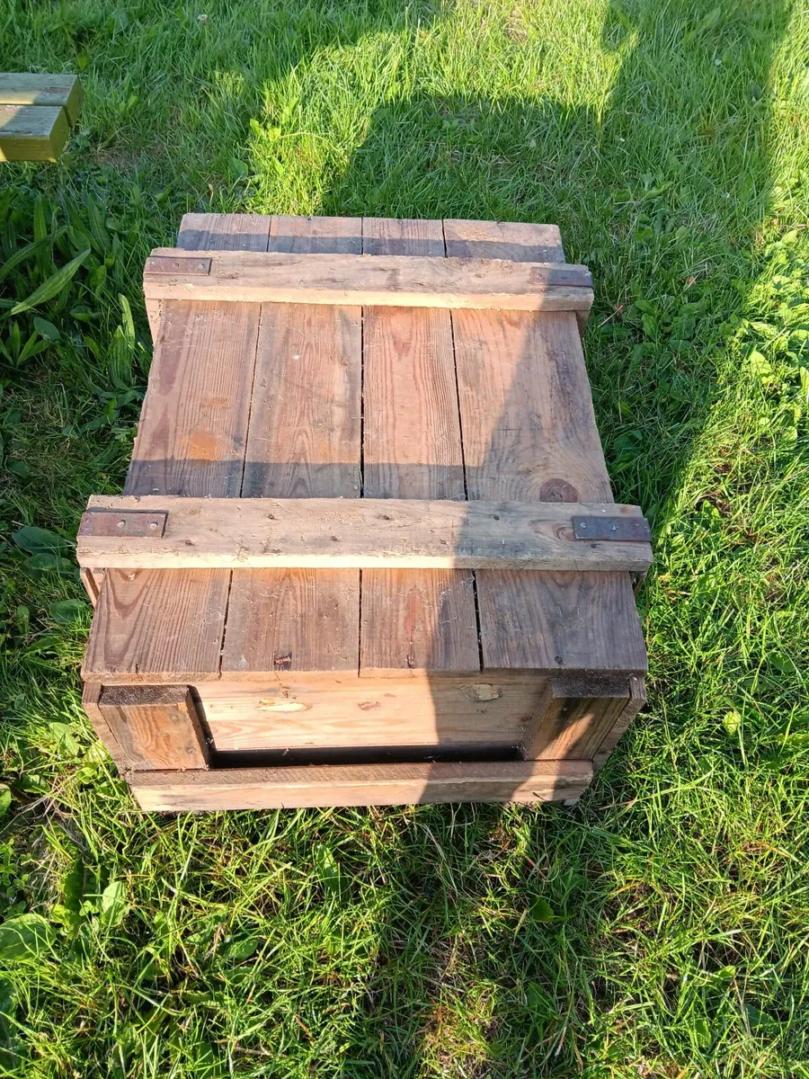 Rustic  wooden box - Image 1