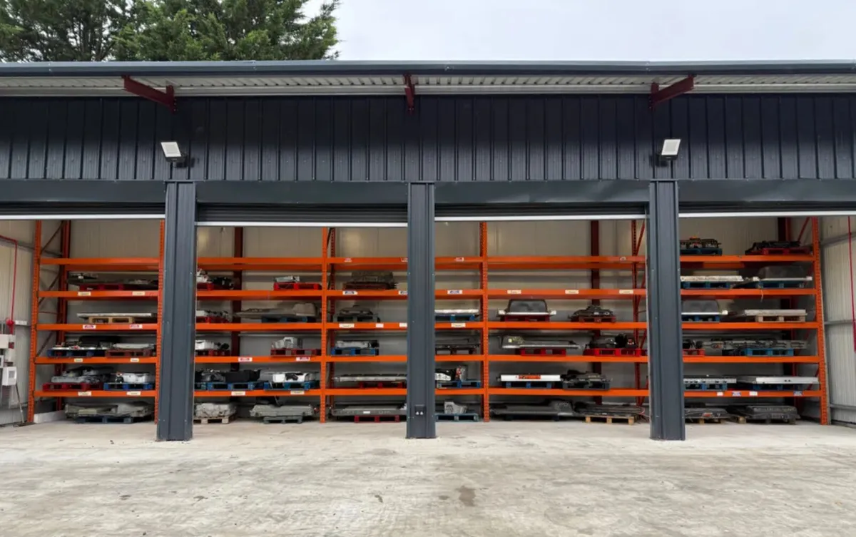 Hybrid Batteries & EV Electric Batteries   Massive - Image 1