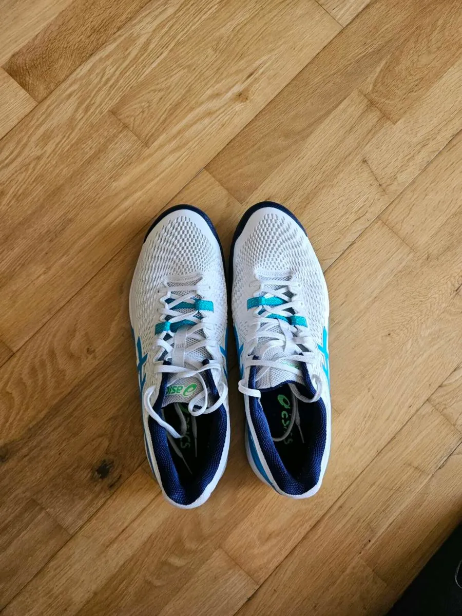 Asics tennis shoes - Image 4