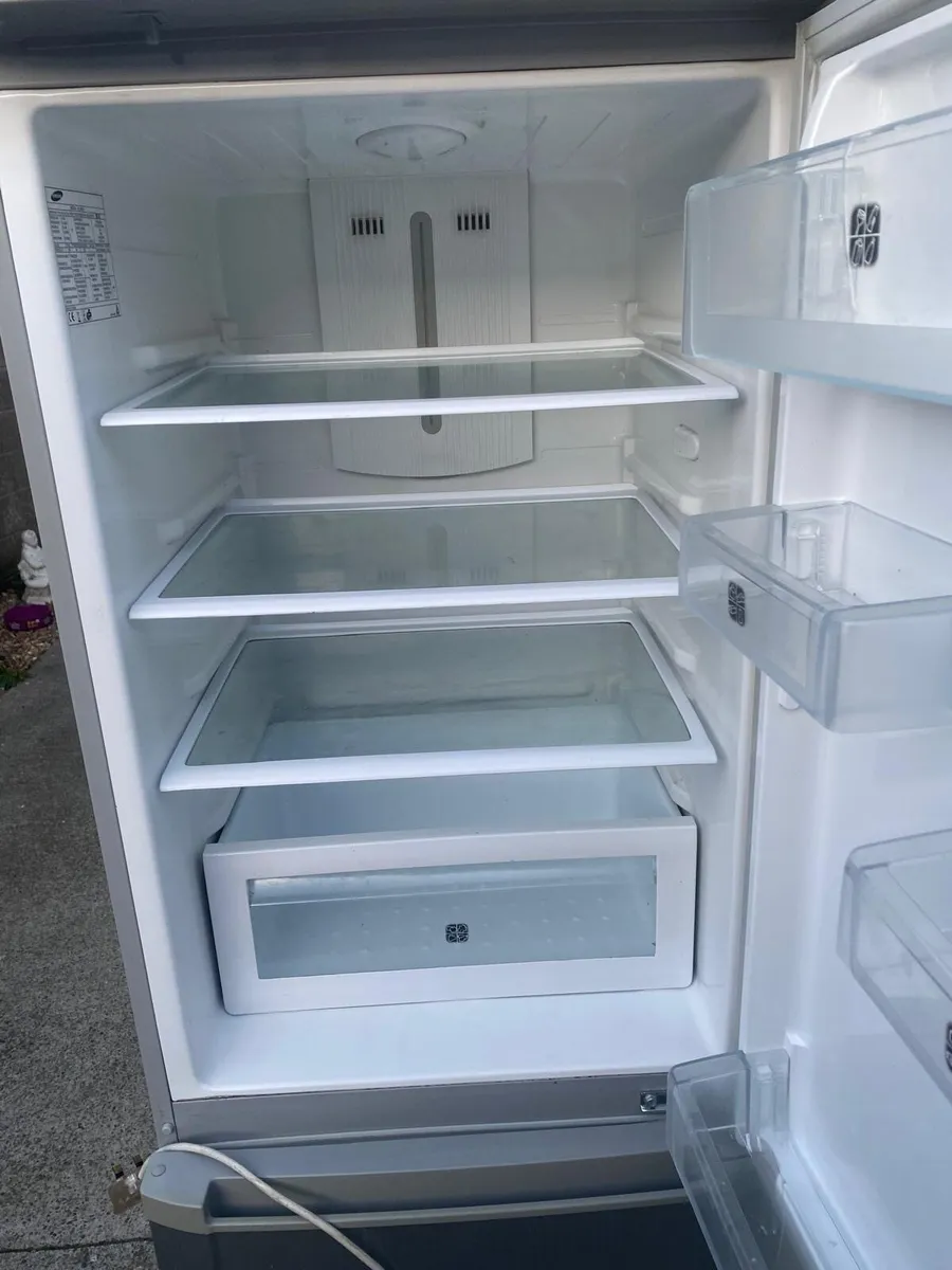 Samsung fridge - Image 1