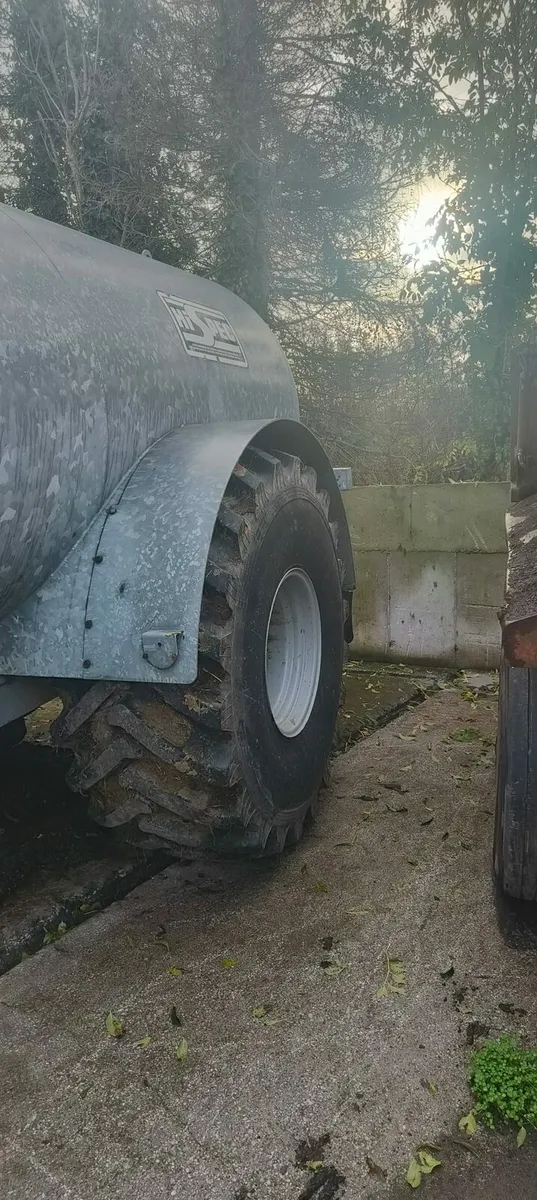 Slurry tank - Image 3
