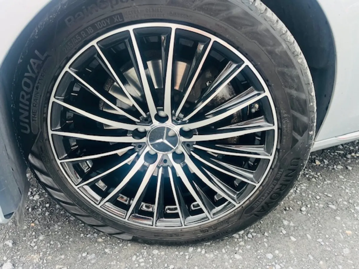 Mercedes-Benz E-Class 2018 - Image 2