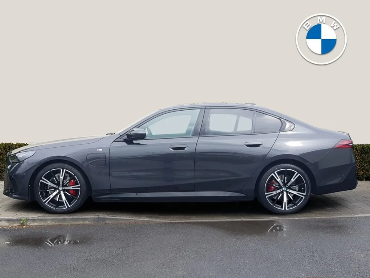 BMW 5 Series 530e M Sport - Image 3