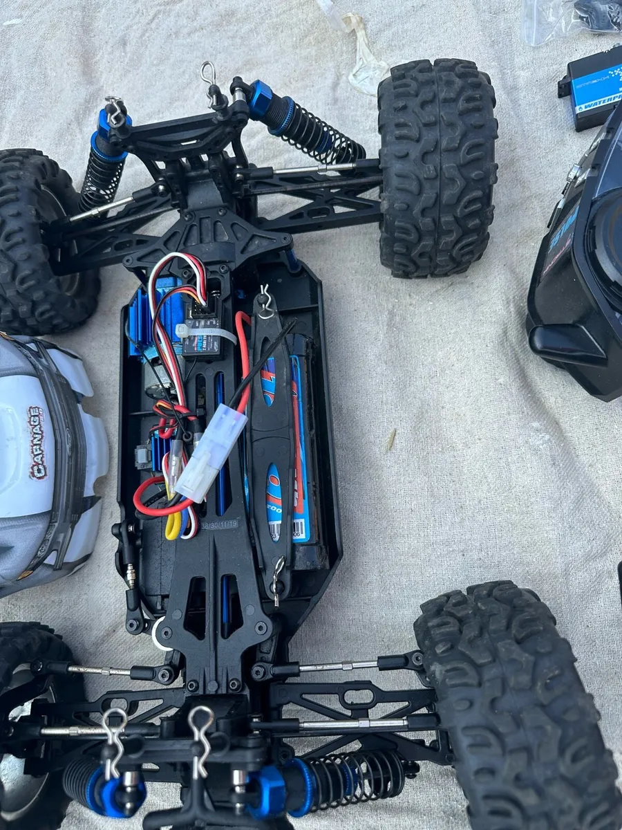 Carnage Radio control cars - Image 1