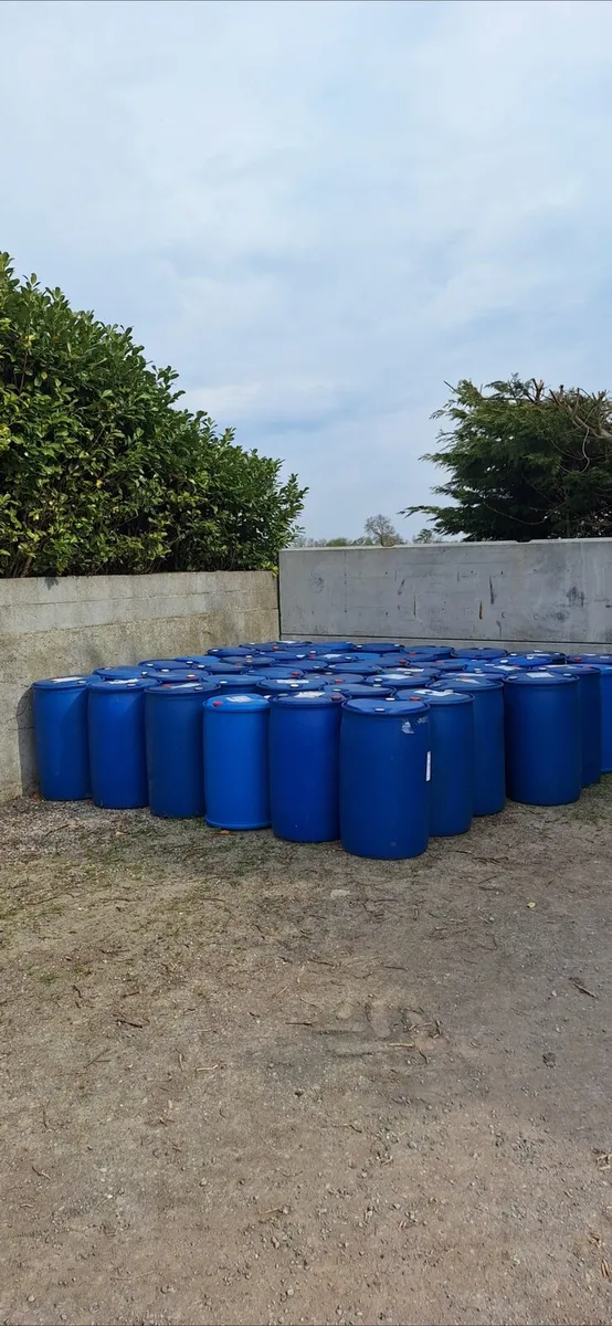 Blue Barrels 200l