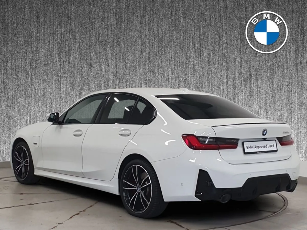 BMW 3 Series 330e M Sport Phev PRO Pack / Sunroof - Image 2