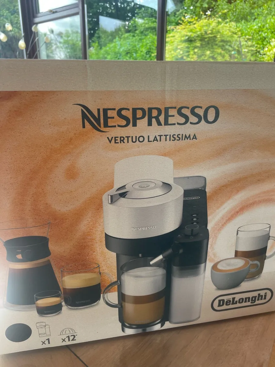 Nespresso Vertuo Lattissima coffee machine - Image 2