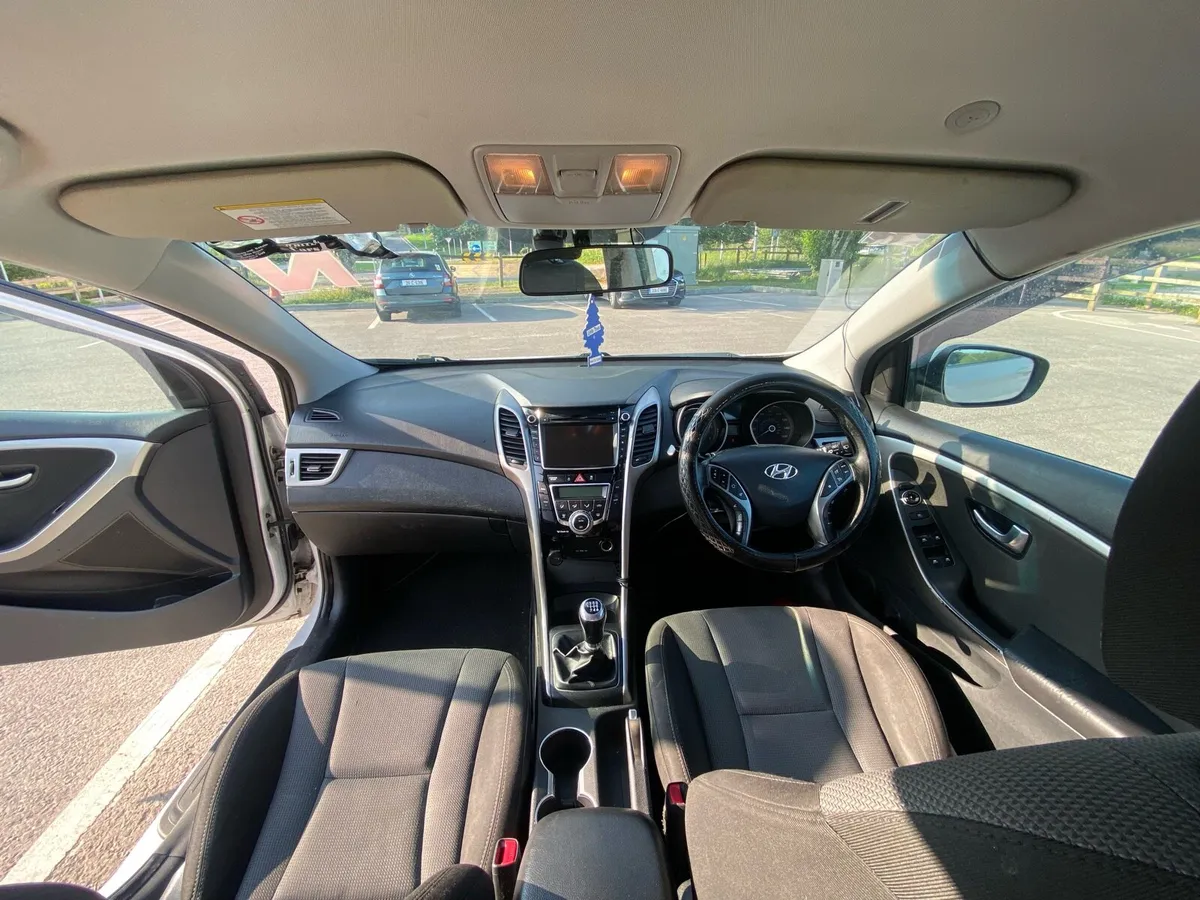 Hyundai i30 - Image 4