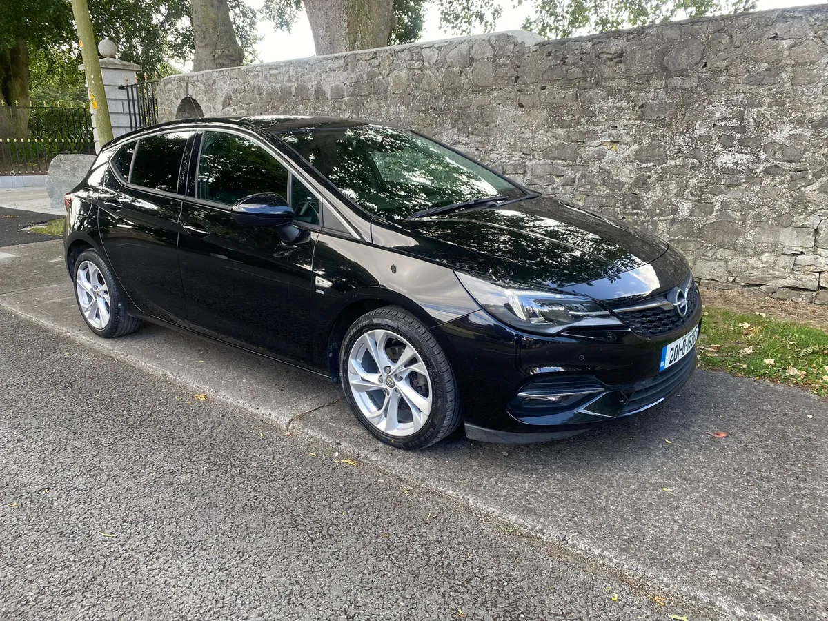 OPEL ASTRA 1.5 TURBO D SRI - Image 1