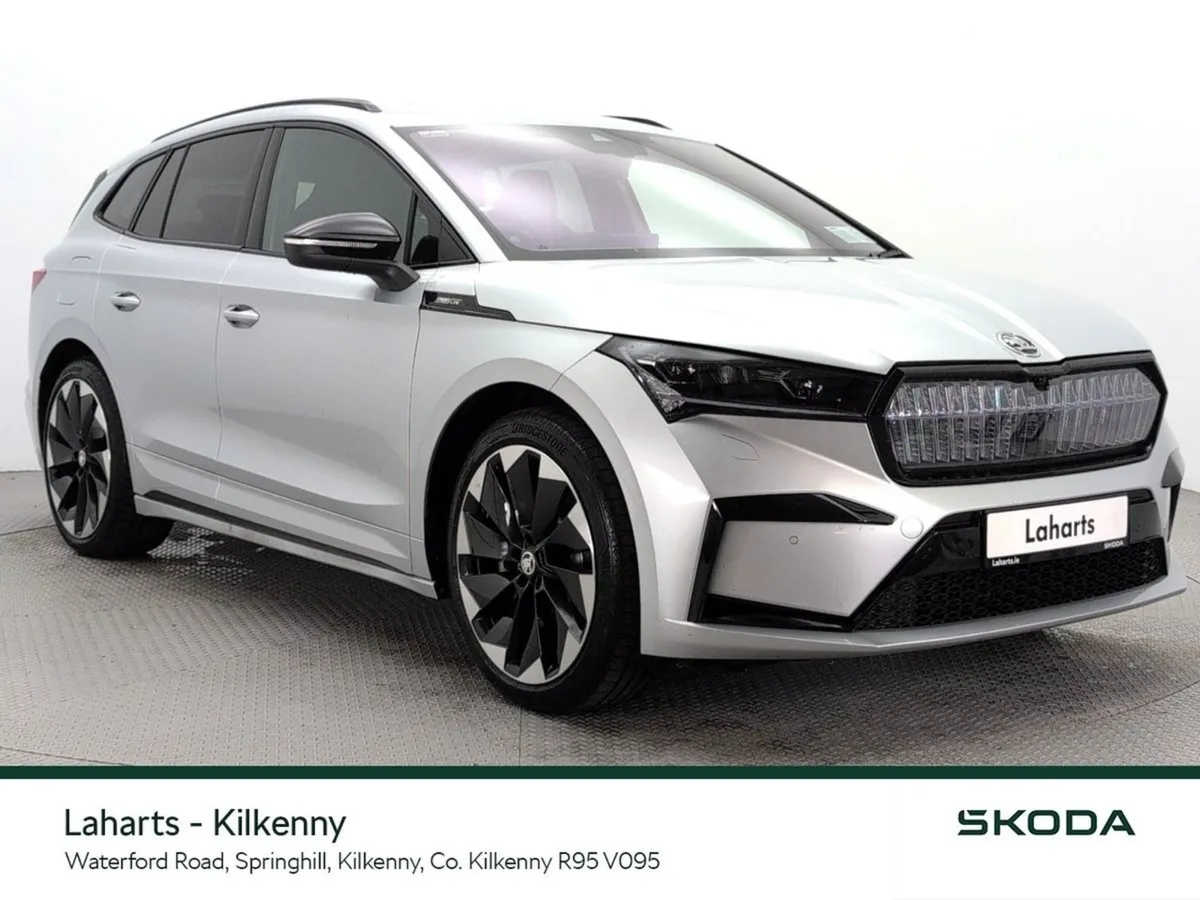 Skoda Enyaq 85  Sportline Crystal Face Grille - Image 1