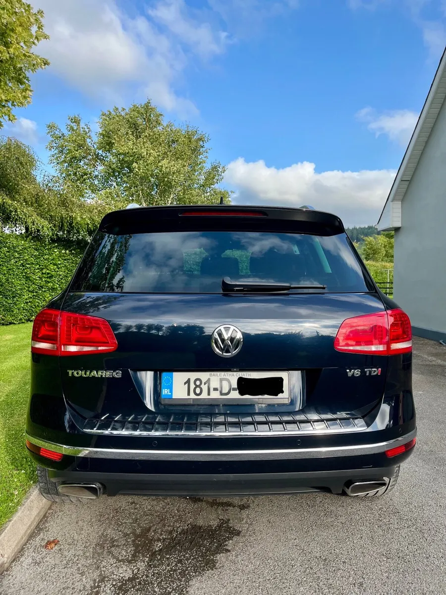Volkswagen Touareg 2018 - Image 2