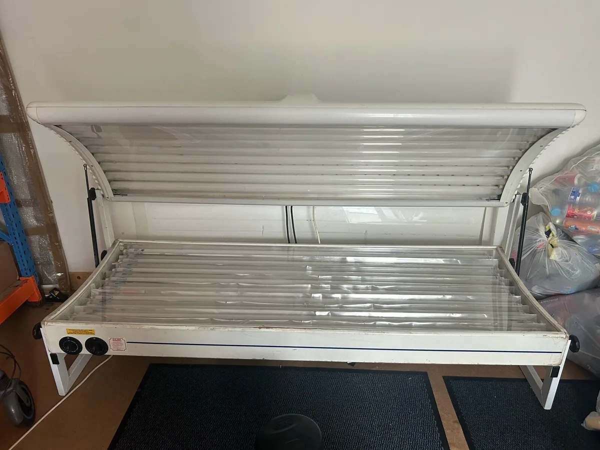 Home sunbed for sale - Image 1
