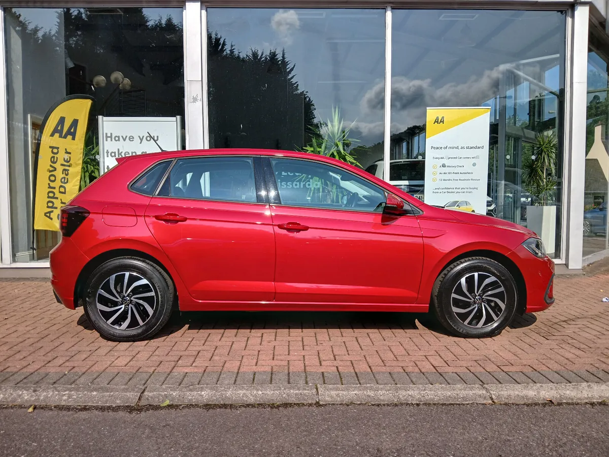 2023 Polo 1.0 TSi Life 95Bhp, 17.5km - Image 3