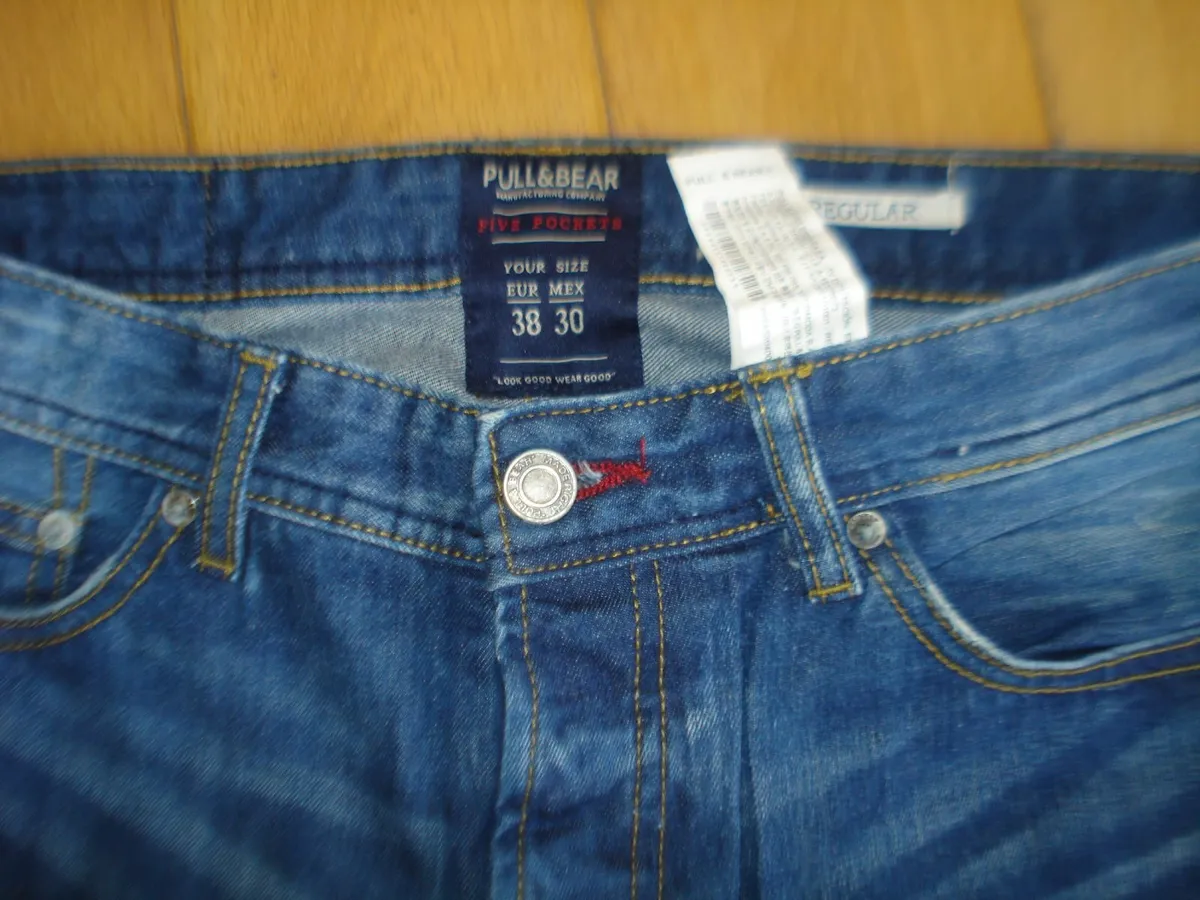 PULL & BEAR VINTAGE REULAR BLUE MENS JEANS. - Image 2