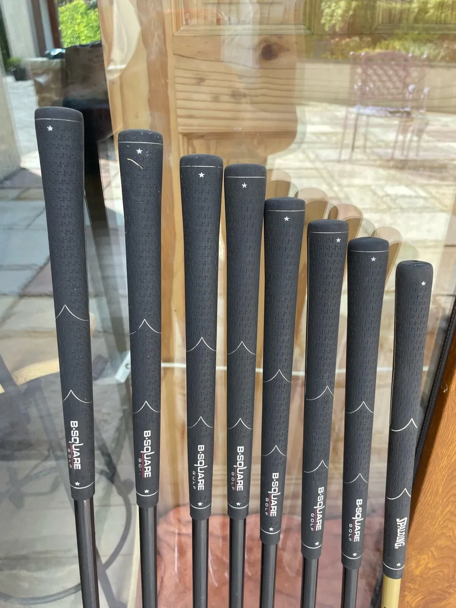 Full set of Men’s RH Golf clubs - bag + trolley - Image 3