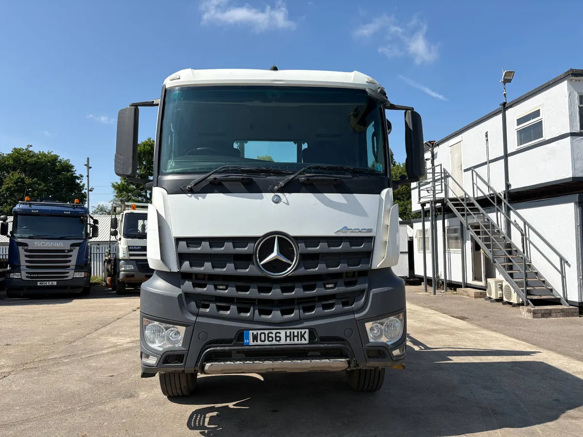 MERCEDES BENZ AROCS 3240 HOOK LOADER - Image 3