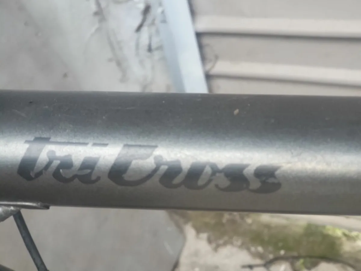 24 SPEED SPECIALIZED TRICROSS LEIGHTWEIGH - Image 3