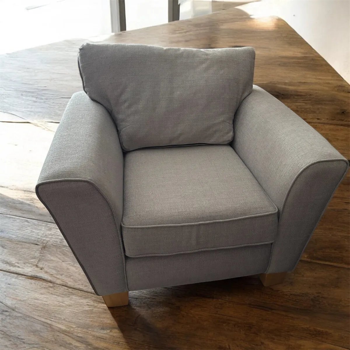 Grey bucket Armchair - Image 1