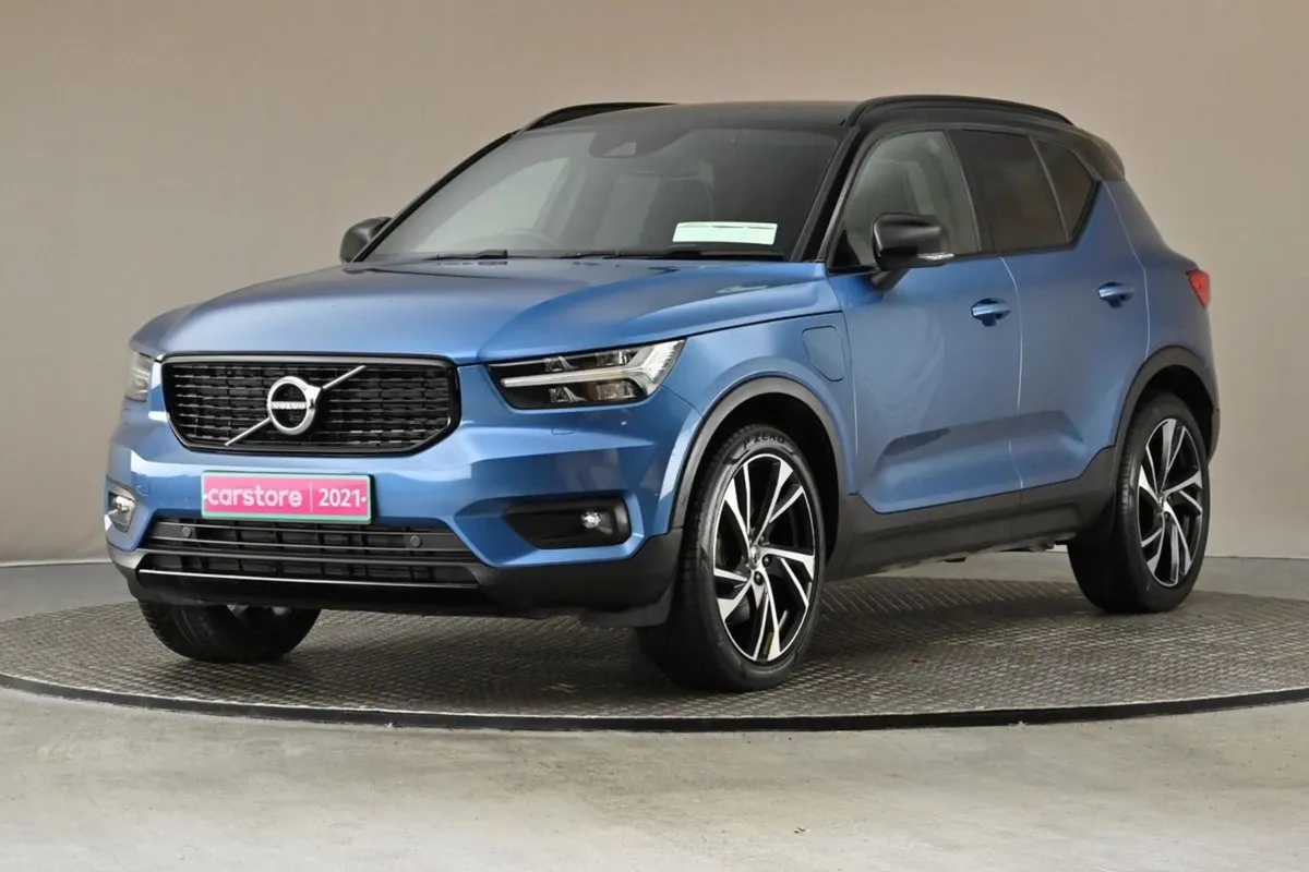 Volvo XC40 1.5 T5 Rdesign PRO Recharge Twin Engin - Image 3