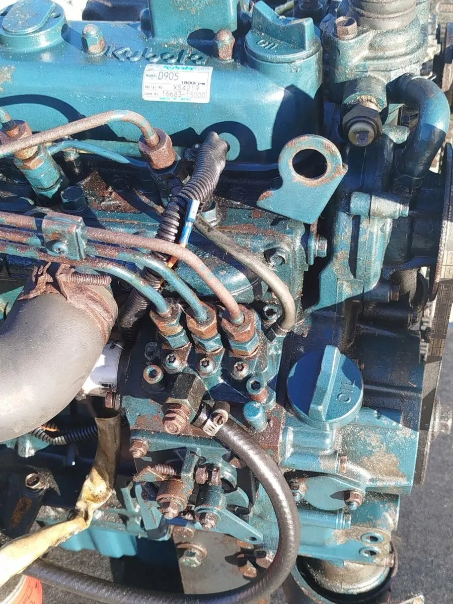 Kubota 3 cylinder D905(video available). - Image 4
