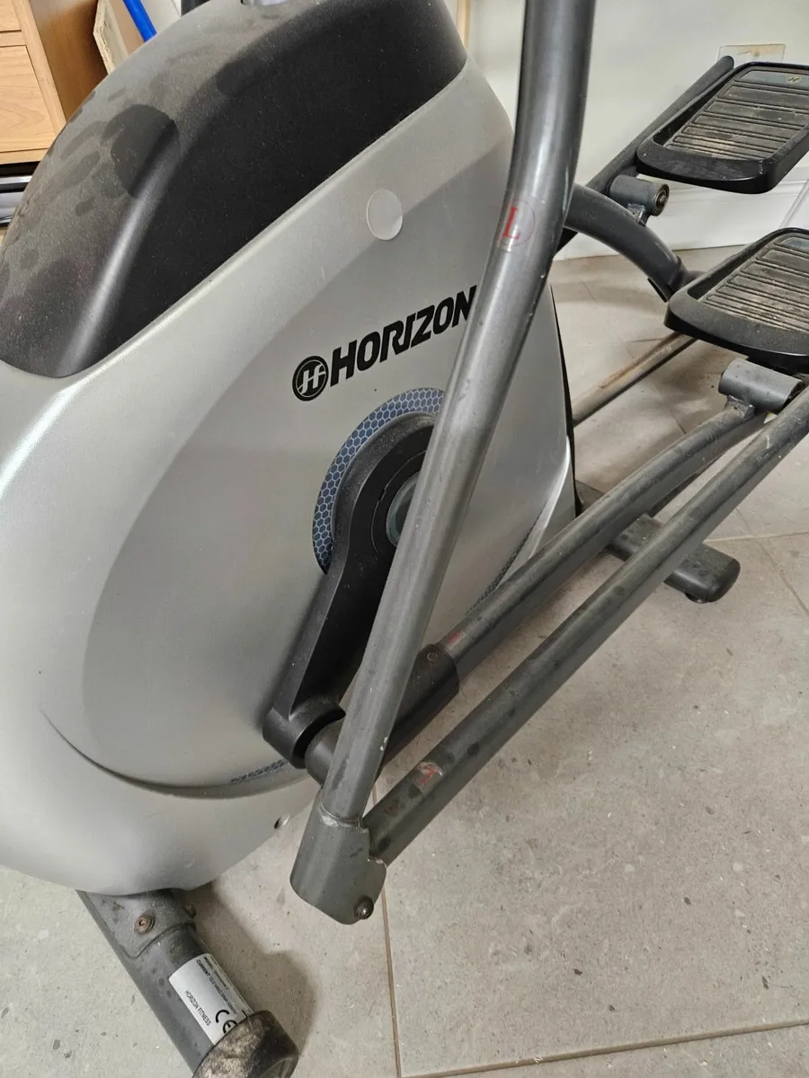 Cross trainer - Image 3
