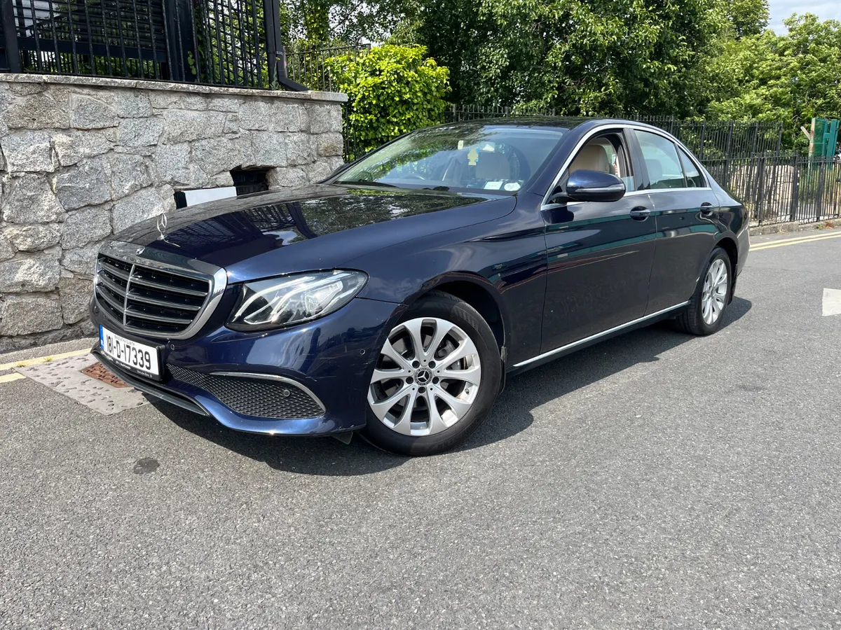 Mercedes-Benz E-Class 2018 220 D EXCLUSIVE 4DR A - Image 4