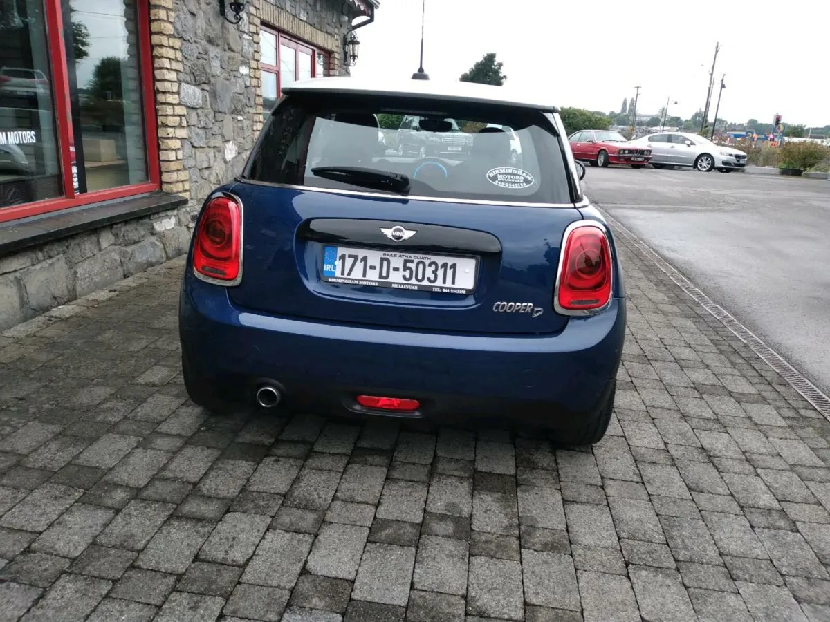 Mini COOPER D - Image 4