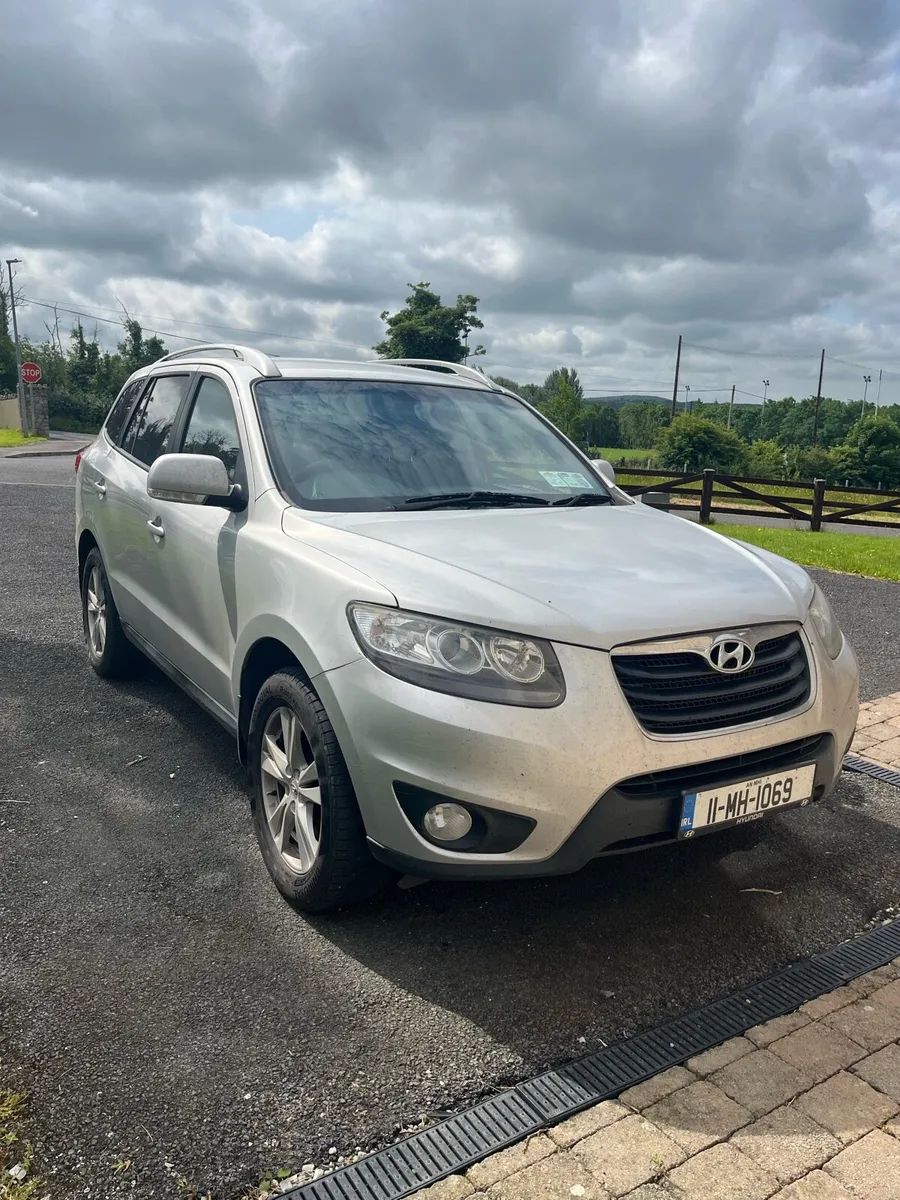 Hyundai Santa Fe - Image 1