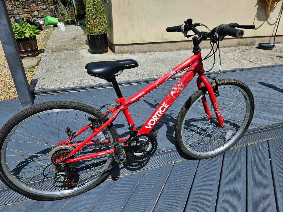 Child's bicycle - 24" Wheel - 8yrs to 12yrs approx - Image 1