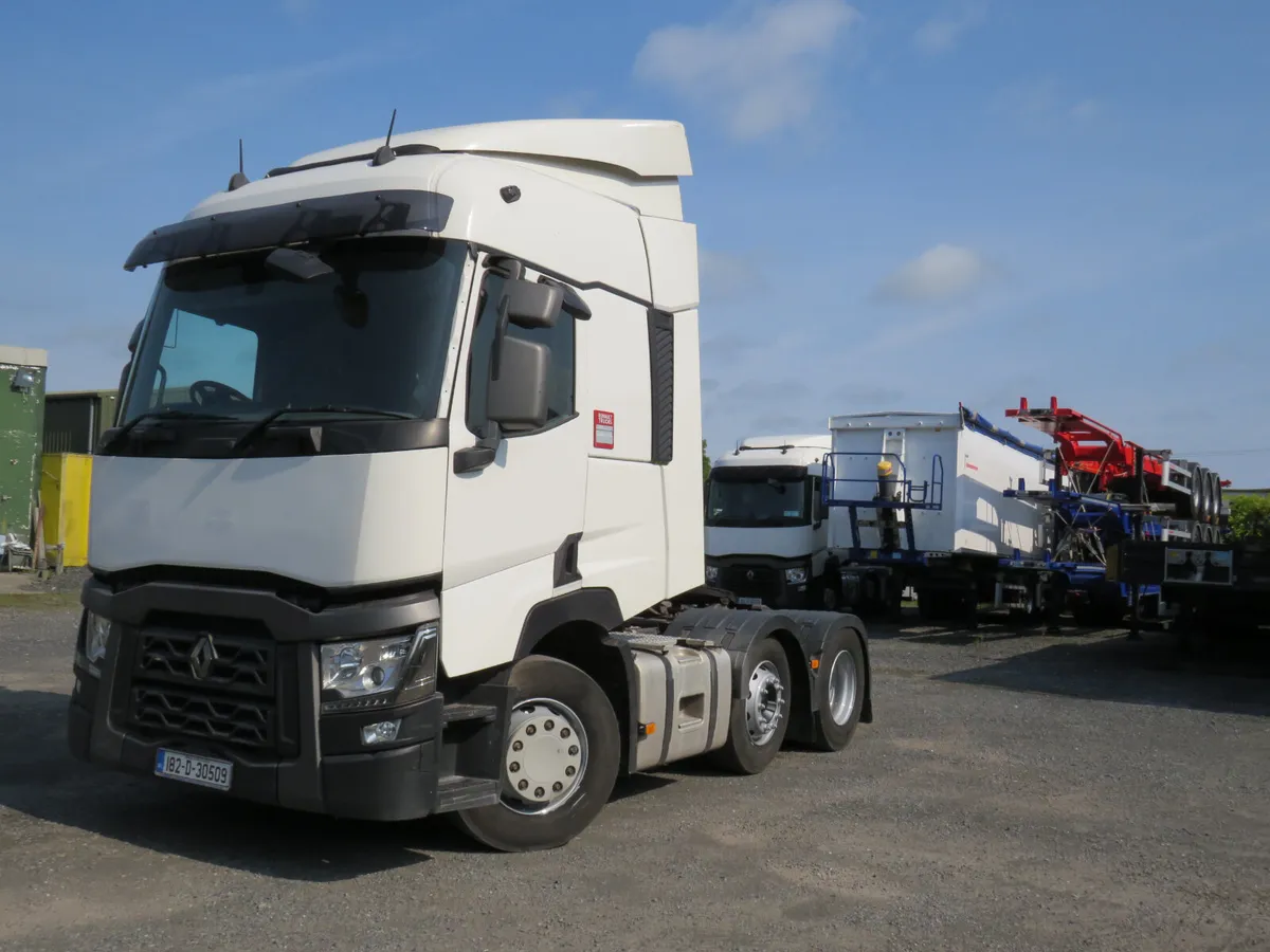 Renault T480 6x2 - Image 4
