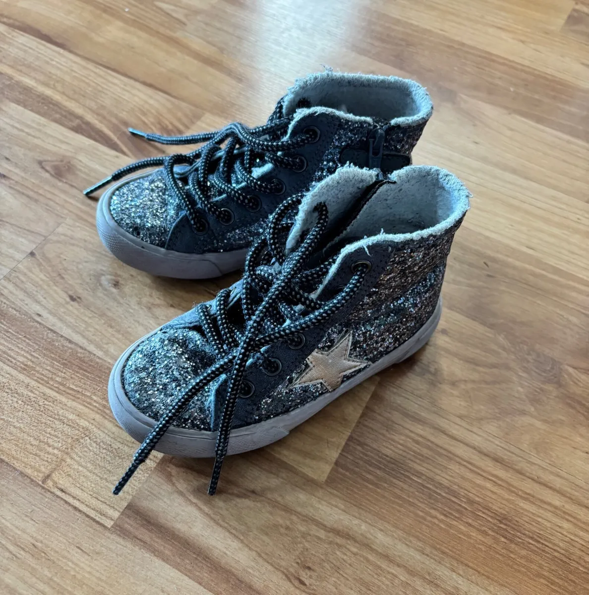 Glitter shoes - girls shoes, size 8F, EU 25.5 - Image 2
