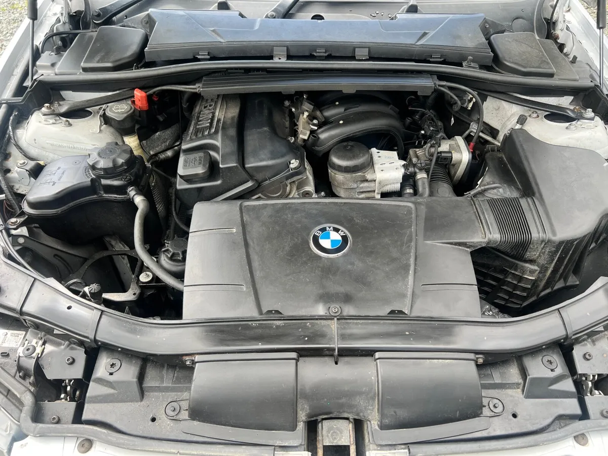 BMW 3-Series 2007 - Image 4