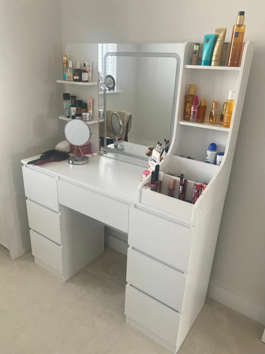 Brand new Vanity table for sale (Require Assembly) - Image 2