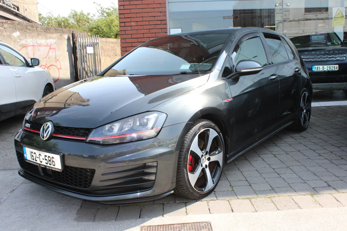 VW GOLF 2.0L TSI GTI 220BHP IRISH NEW FULL HISTORY - Image 3