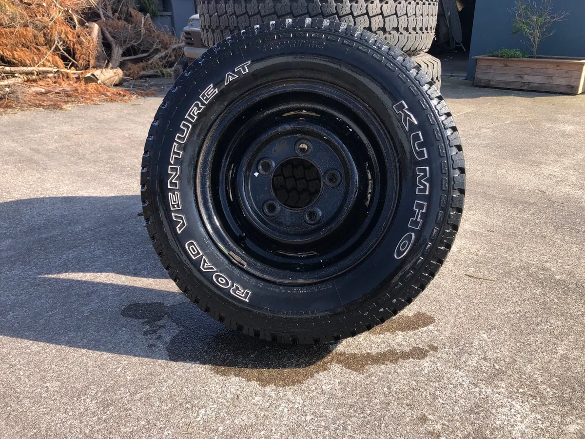 Land Rover Defender parts - Image 1